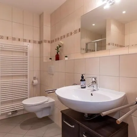 In In Traumhafter Lage, Cleaning Included Appartamento *